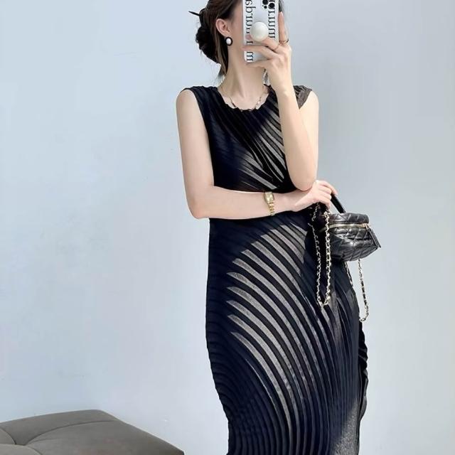 【巴黎精品】現貨+預購 三宅風皺褶衣服連身裙褶皺上衣洋裝名媛大尺碼女裝(無袖長裙女裙子5款b1a76 C)