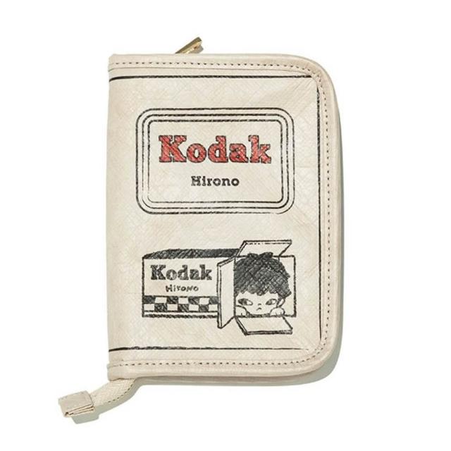 【KODAK Apparel】柯達 男女同款 零錢包 / KODAK X Hirono杜邦紙印花皮夾 共2色 / KB626001IVR KB626001YLW